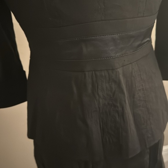 Bebe classic black linen suit, size 6 jacket 4 skirt (will sell separately) - Picture 9 of 12